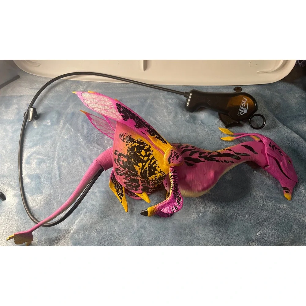 Disney Parks Avatar World of Pandora Pink Banshee Puppet Toy ACE With Controller